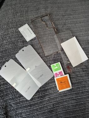 SAMSUNG S22 BUNDLE Clear Phone Case + Hydrogel Screen Protector Set